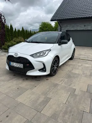 Toyota Yaris IV Hybrid 1.5 GR Sport 2024