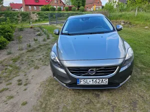 Volvo V40 II D4 Kinetic 2014