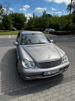 Mercedes-Benz C W203 2006