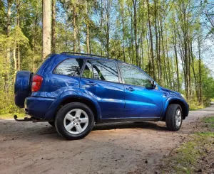 Toyota Rav4 II 2005