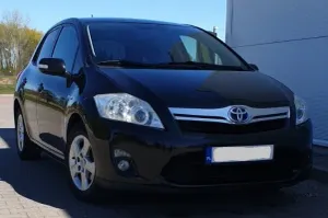 Toyota Auris I 1.8 HSD Sol 2011