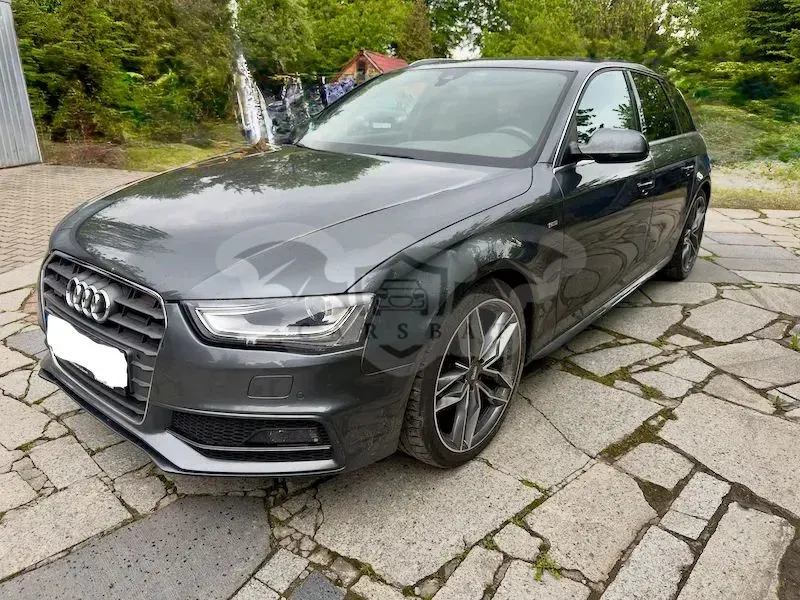 Audi A4 B8 2.0 TDI S tronic quattro sport 2014