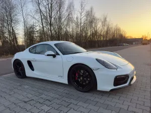 Porsche Cayman 2015