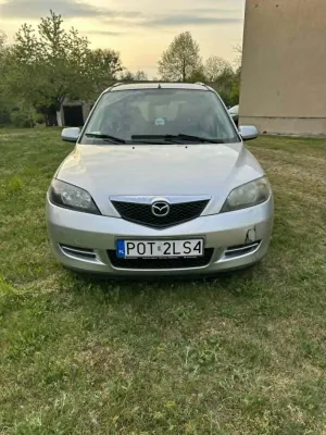 Mazda 2 I 2004