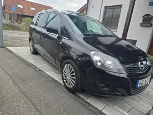 Opel Zafira B 1.8 Innovation 110 Jahre 2011