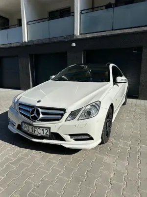 Mercedes-Benz E W212/W207 2012