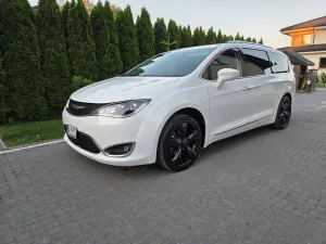 Chrysler Pacifica 2017