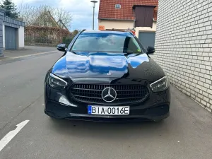 Mercedes-Benz E W213 300 de 9G-TRONIC Avantgarde 2021