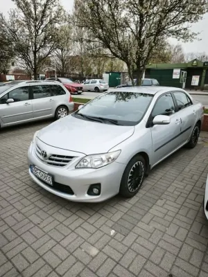Toyota Corolla Seria E15 1.6 Luna 2012