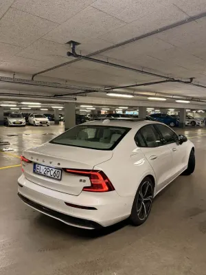 Volvo S60 III B5 B R-Design 2024