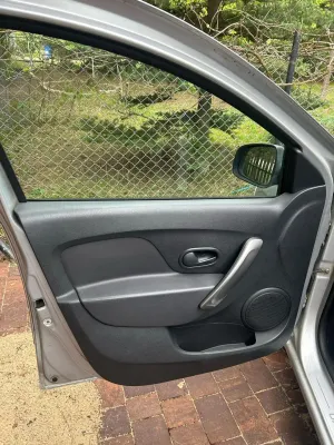 Dacia Logan II 1.5 dCi Laureate S&S EU6 2015