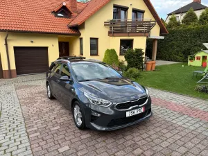 Kia Ceed III 1.5 T-GDI Business Line 2021