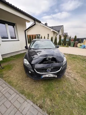 Volvo V40 II D4 Drive-E Kinetic 2014