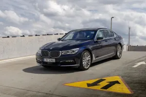 BMW 7 Series G11/12 730d 2017