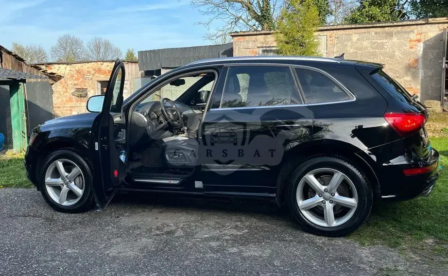 Audi Q5 8R 2016