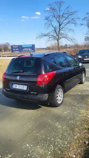 Peugeot 207 1.6 Active 2010