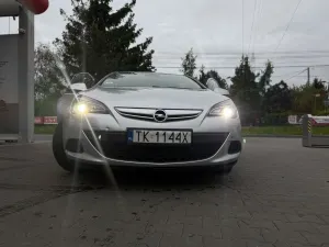 Opel Astra J 1.4 T Sport 2012