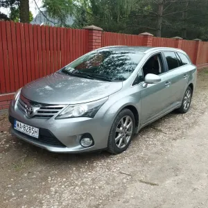 Toyota Avensis III 2.0 D-4D Edition 2012