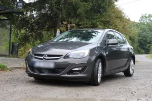 Opel Astra J 2013