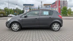 Opel Corsa D 1.4 16V Cosmo 2011