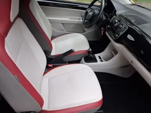 Volkswagen Up! 1.0 white 2012