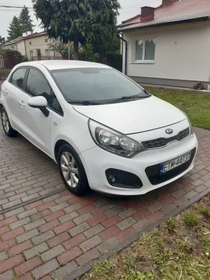 Kia Rio III 1.2 XL 2014