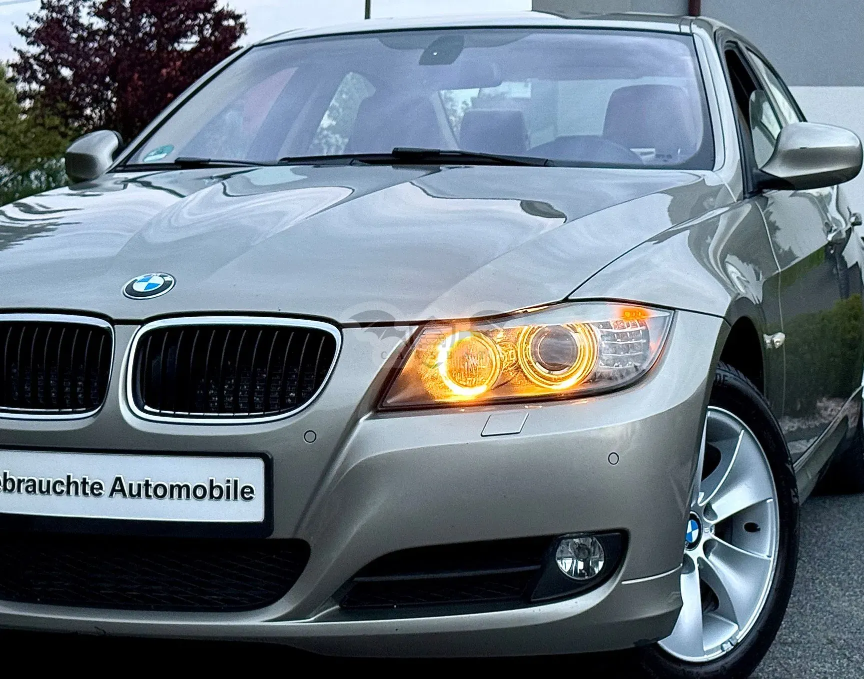 BMW 3 Series E90/E91/E92/E93 320d 2009