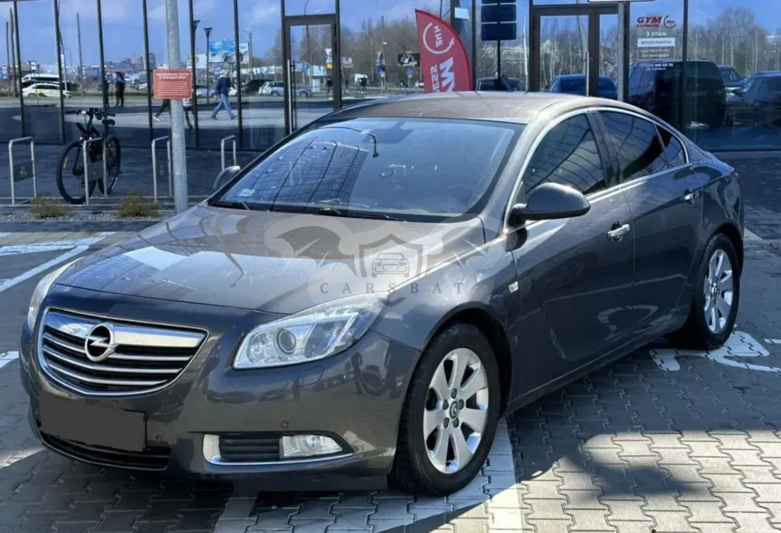 Opel Insignia A 2.0 CDTI Edition 2011