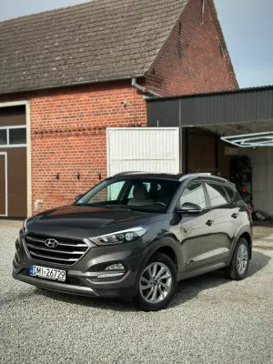 Hyundai Tucson III 1.7 CRDI BlueDrive Comfort 2WD DCT 2016