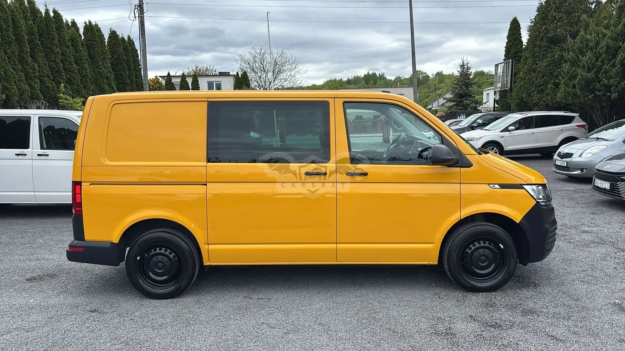 Volkswagen Transporter T6 Kombi L1H1 2023