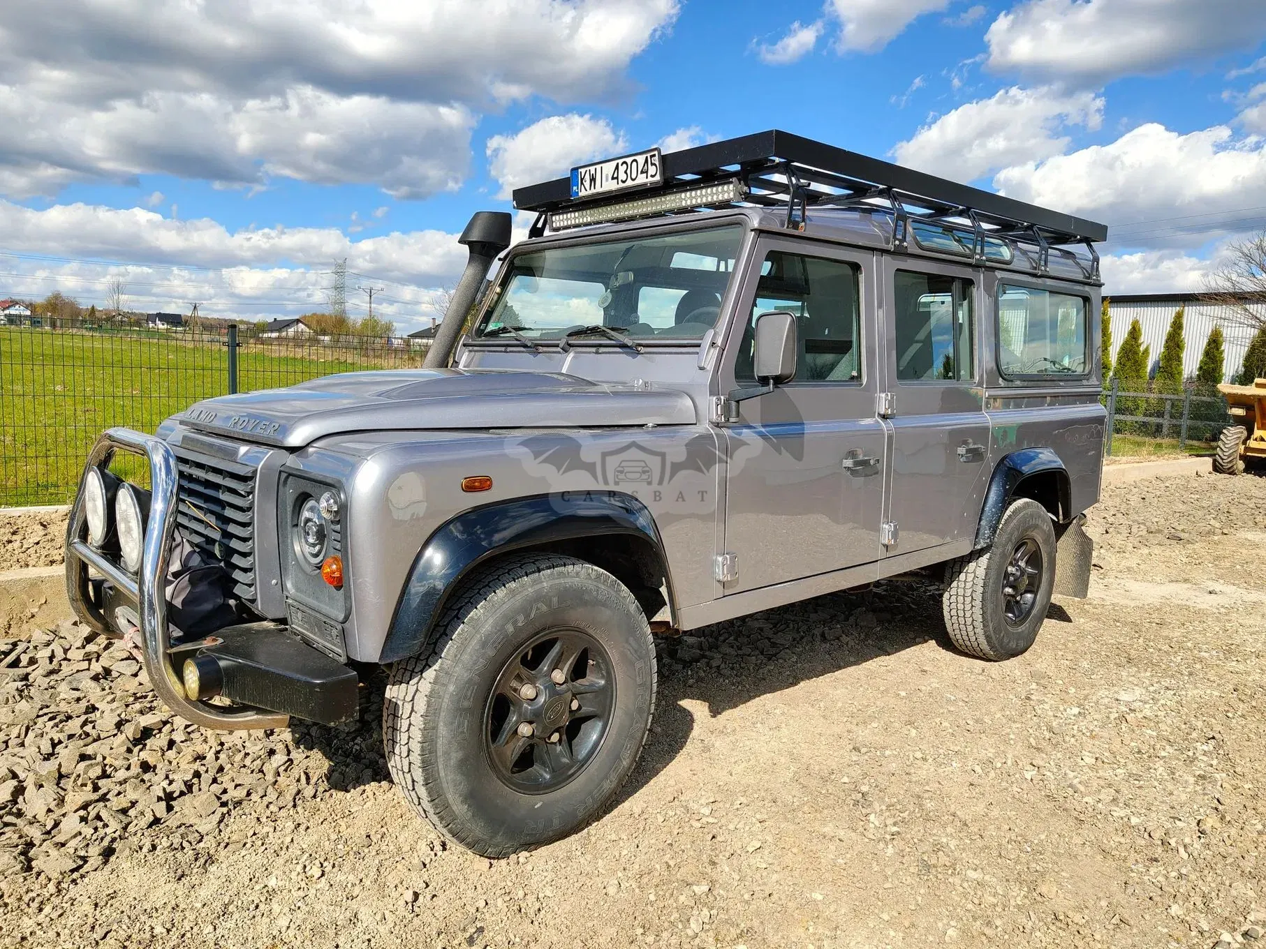 Land Rover Defender 2012