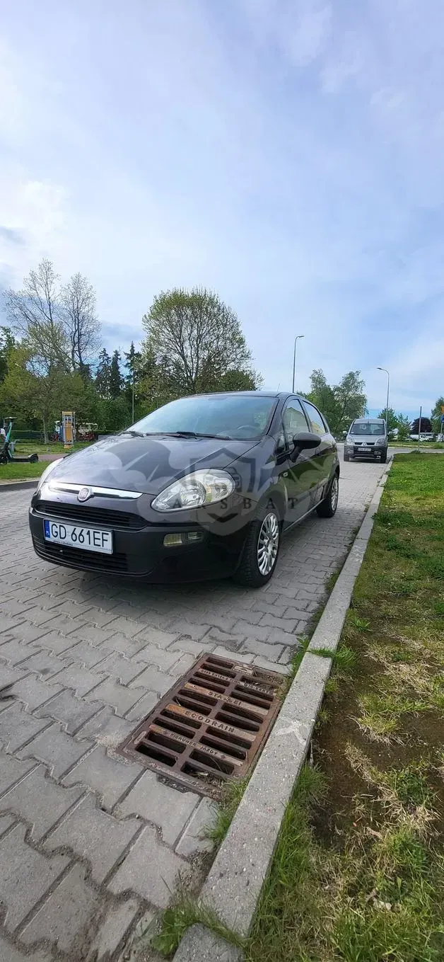 Fiat Punto 1.4 8V Active 2011