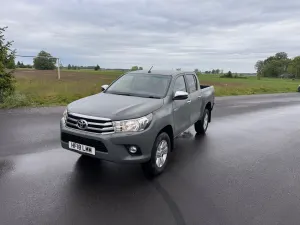 Toyota Hilux 2.4 D-4D Double Cab Selection 4x4 2018