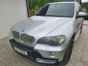 BMW X5 E70 4.8 is 2007