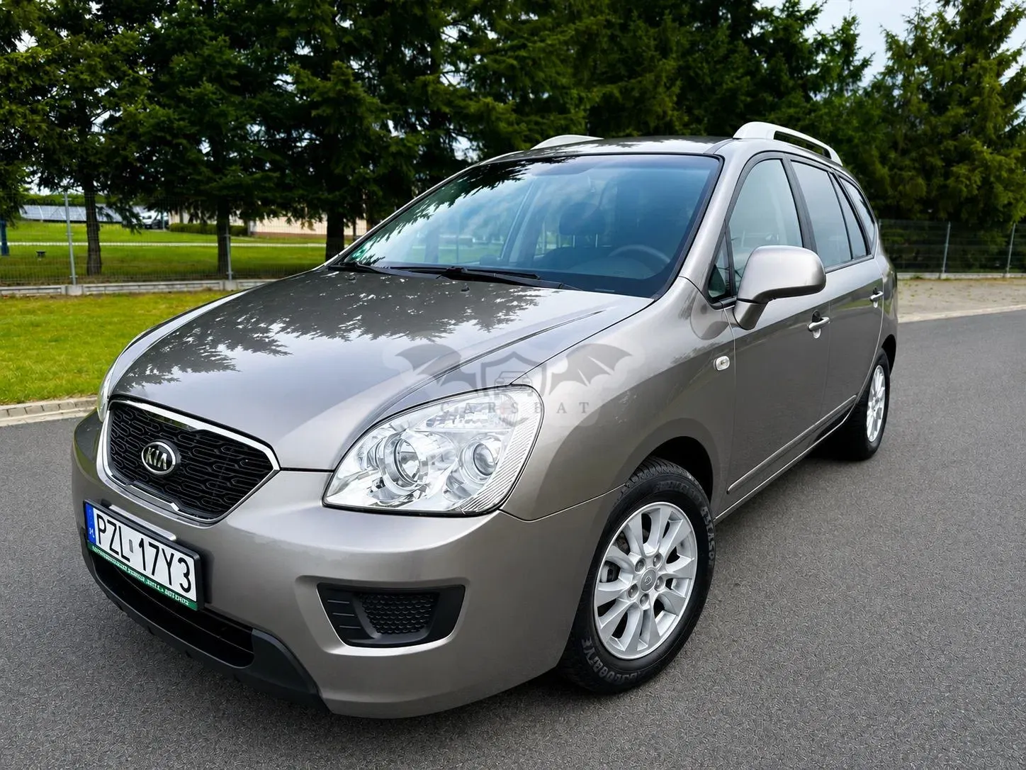 Kia Carens (Rondo) III 1.7 CRDi 115 Fifa World Cup Edition 2012