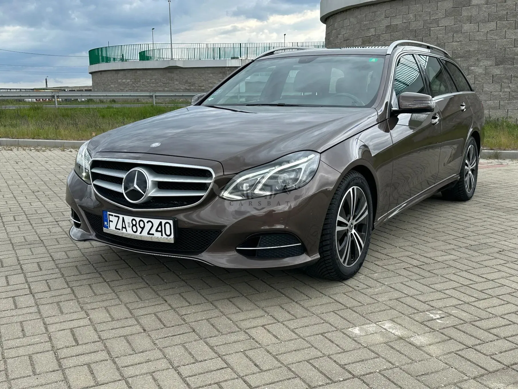Mercedes-Benz E W212/W207 200 7G-TRONIC Avantgarde 2014