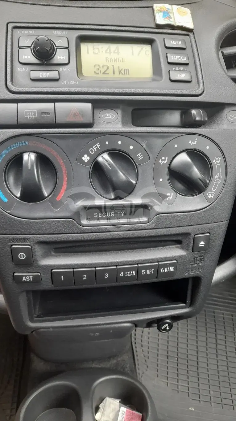 Toyota Yaris I 1.0 Base 2004