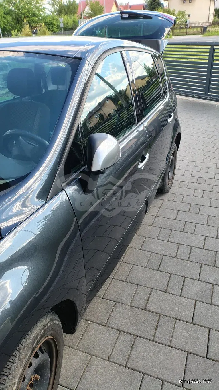 Renault Scenic III ver-1-5-dci-tech-run 2010