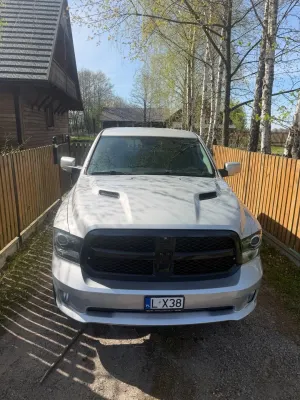 RAM 1500 Crew Cab Sport 2017