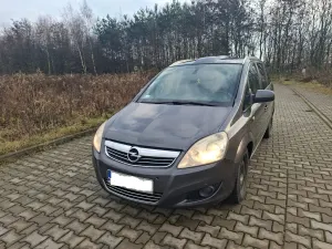 Opel Zafira B 1.9 CDTI Cosmo 2010