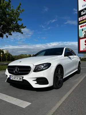 Mercedes-Benz E W213 220 d 9G-TRONIC 2016