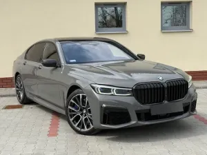 BMW 7 Series G11/12 750i xDrive 2019
