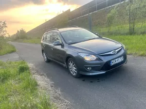 Hyundai i30 I 1.6 CRDi Base 2011