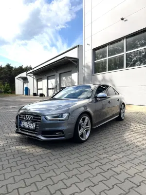 Audi S4 B8 2012