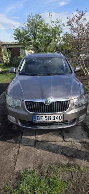 Skoda Superb II 2.0 TDI DSG Comfort 2010
