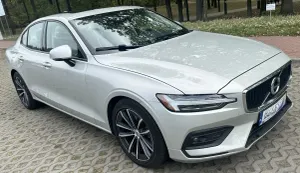 Volvo S60 III T6 AWD Momentum Pro 2021