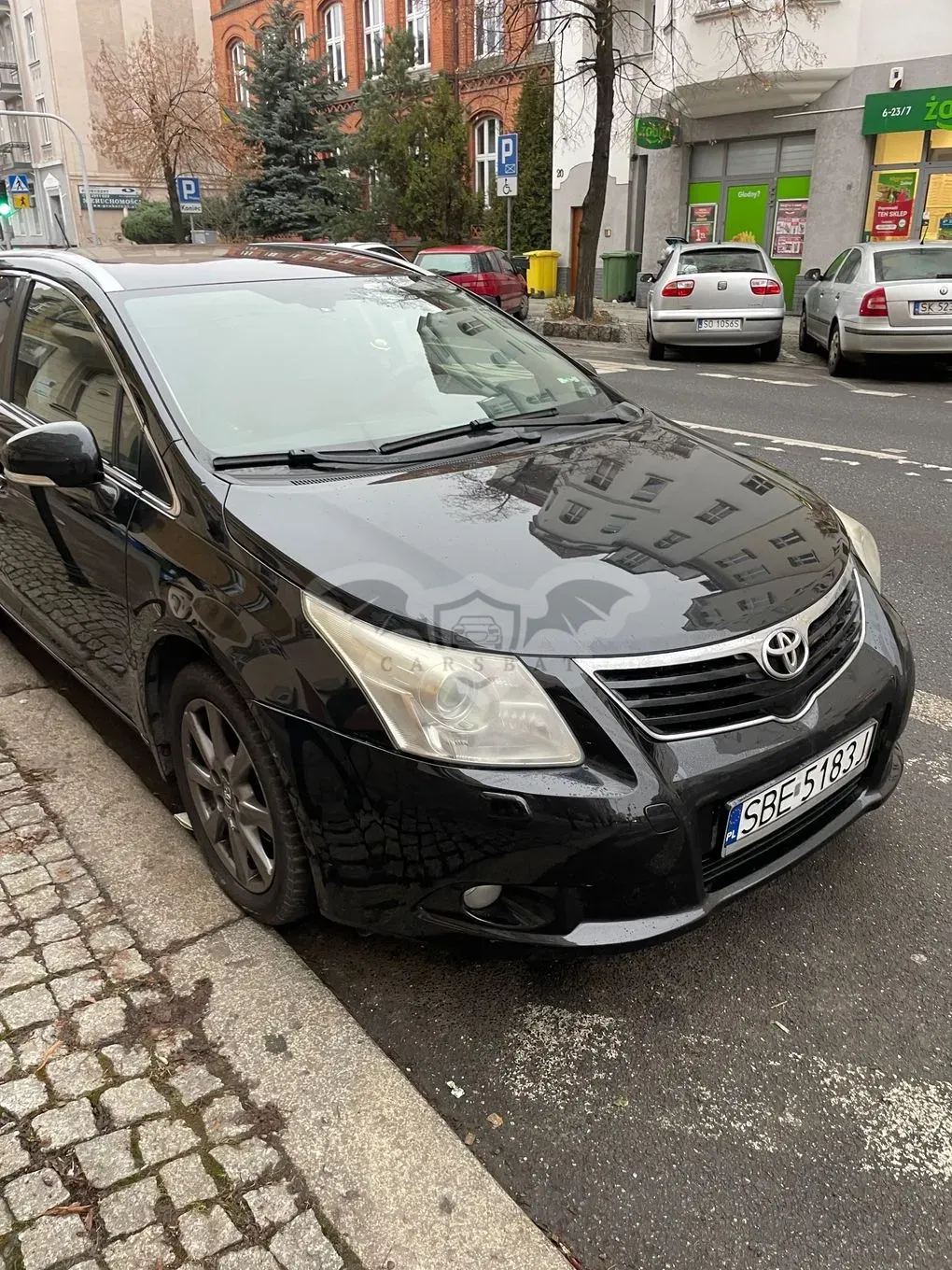 Toyota Avensis III 2.0 D-4D Premium 2011