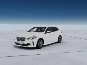 BMW 1 Series F40 2022