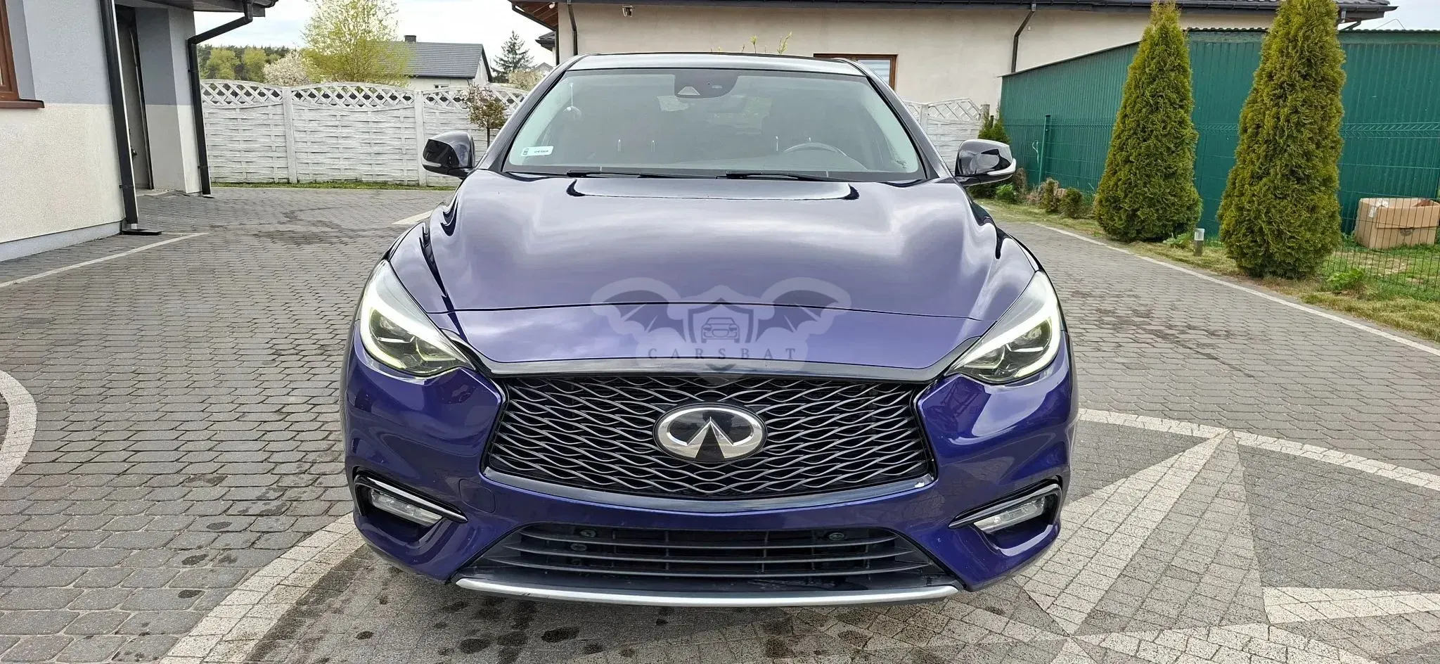 Infiniti Q30 2.2d Premium City Black AWD 7DCT 2017