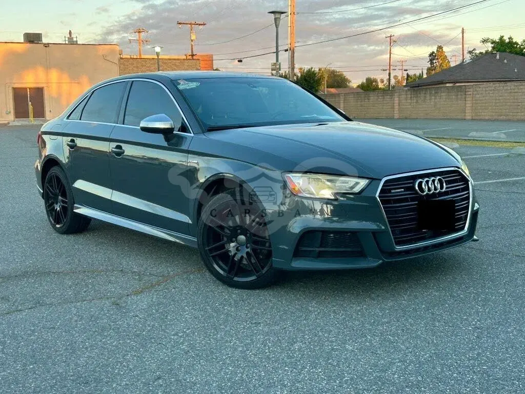 Audi A3 8V 2.0 TFSI quattro S tronic Ambiente 2017